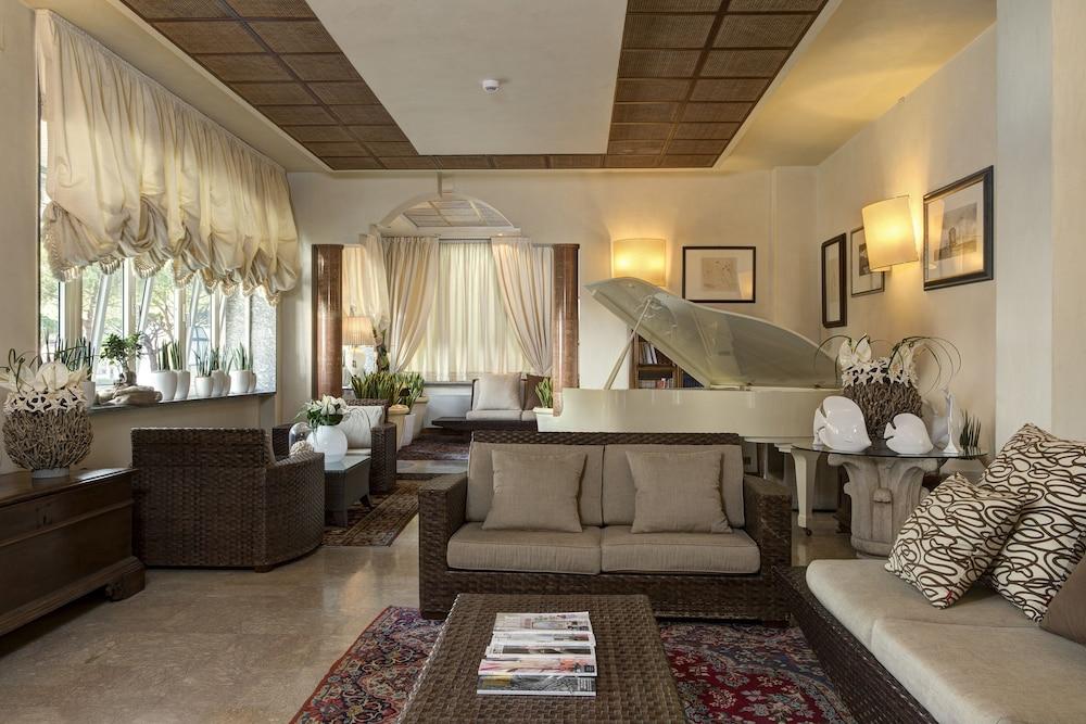 Park Hotel Brasilia Lido di Jesolo Kültér fotó